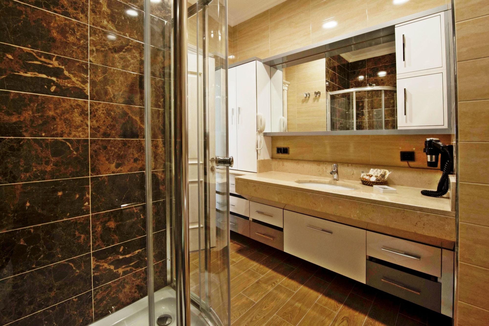 Lir Residence Suites Long Stay อิสตันบูล ภายนอก รูปภาพ